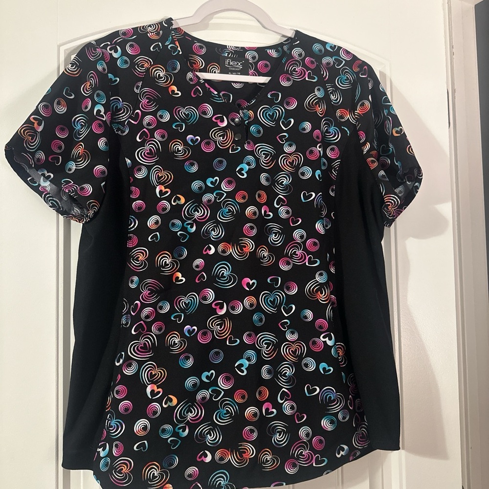 Cherokee Scrub top